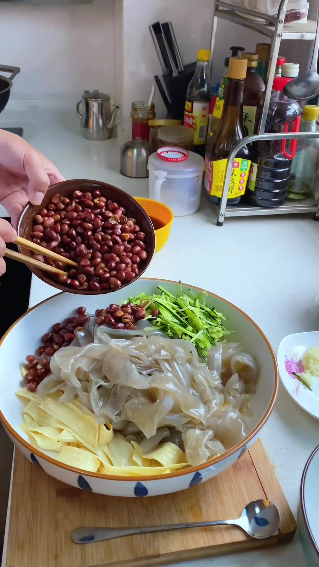 粉皮的家常做法百吃不厌的家乡味地方特色菜记录真实生活好吃到停不下来