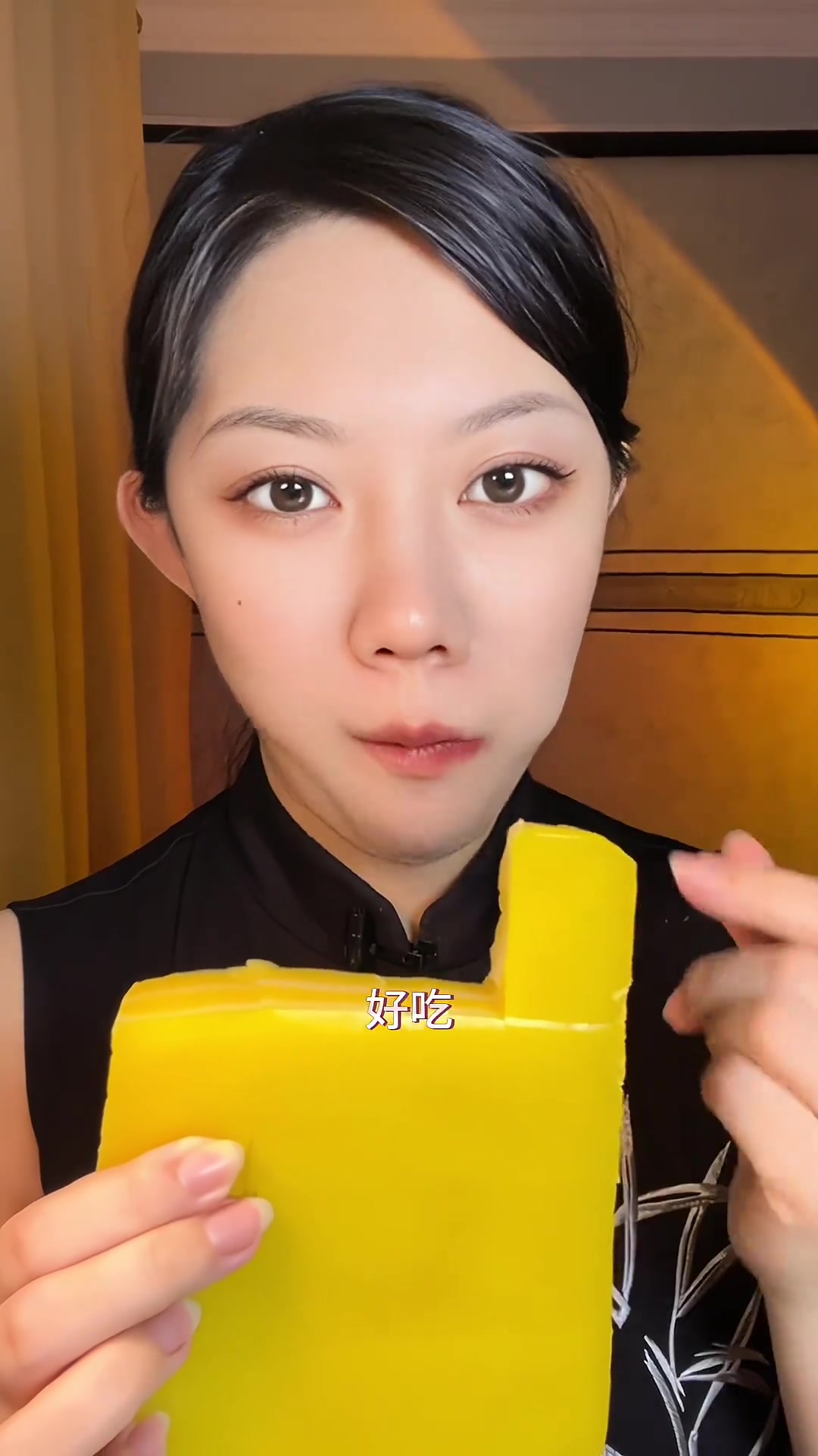 吃糯叽叽的芒果椰汁糕这次的买对啦|无人声声控解压谁不爱这一口糯叽叽呢椰汁千层糕沉浸式吃饭糯