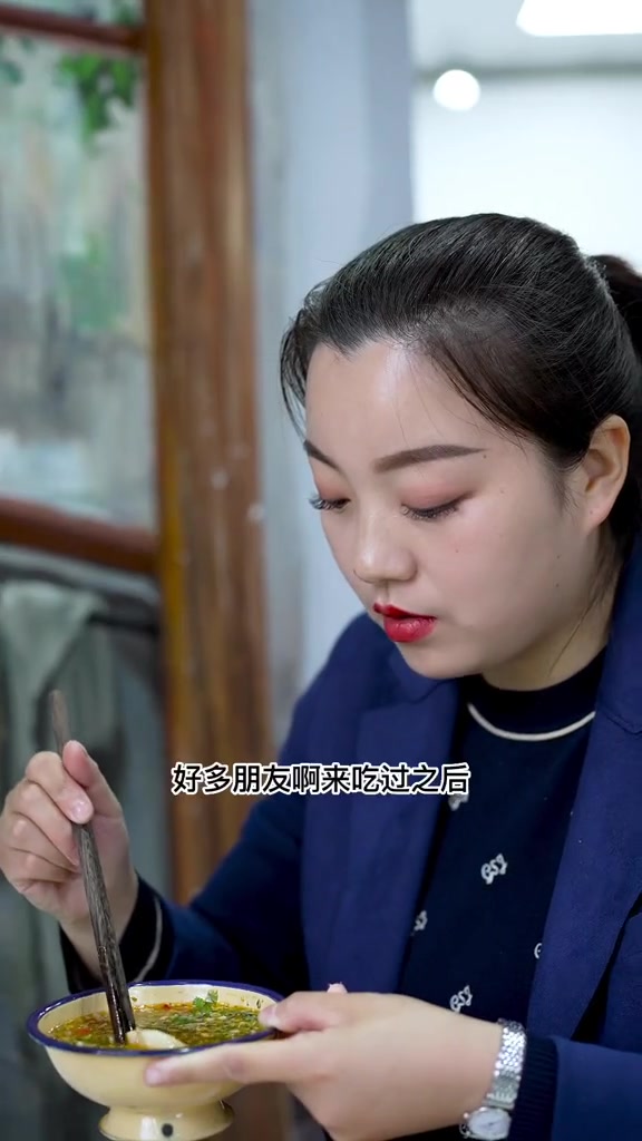 胖头鱼火锅新鲜食材让您吃得放心鱼头火锅美味美食