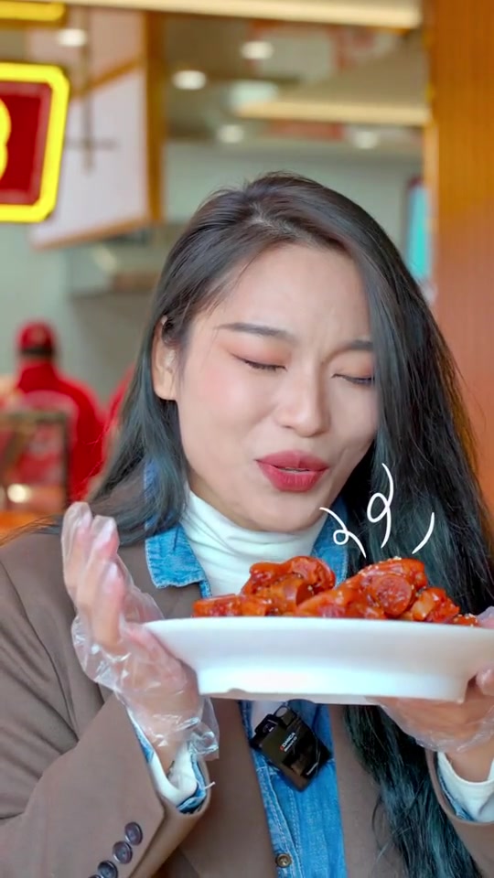 吃喝玩乐起来柘城百分之九十九的人都吃过双汇冷鲜肉吧,今个它的升级版双汇熟食来了双汇熟食柘城