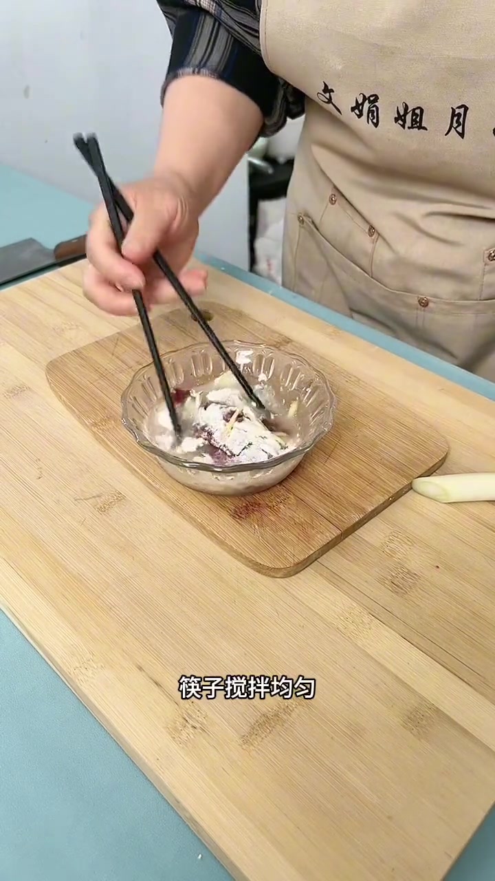 月子里腰花汤如何操作呢?很多人头疼猪腰的做法,今天和大家分享一道猪腰汤。晚上7点来直播间,