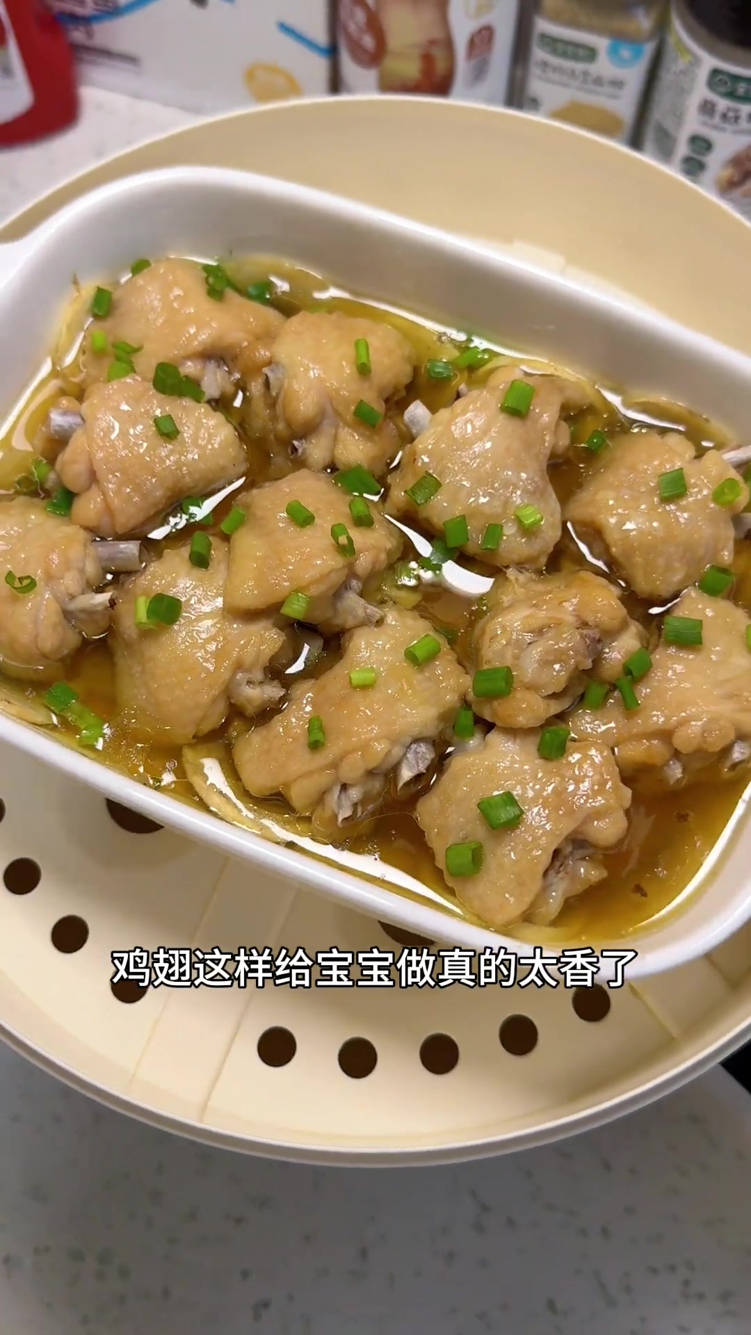 来看看一岁宝宝一周午餐不重样,辅食换着花样做宝宝反而更爱吃,营养搭配做法简单宝宝爱吃