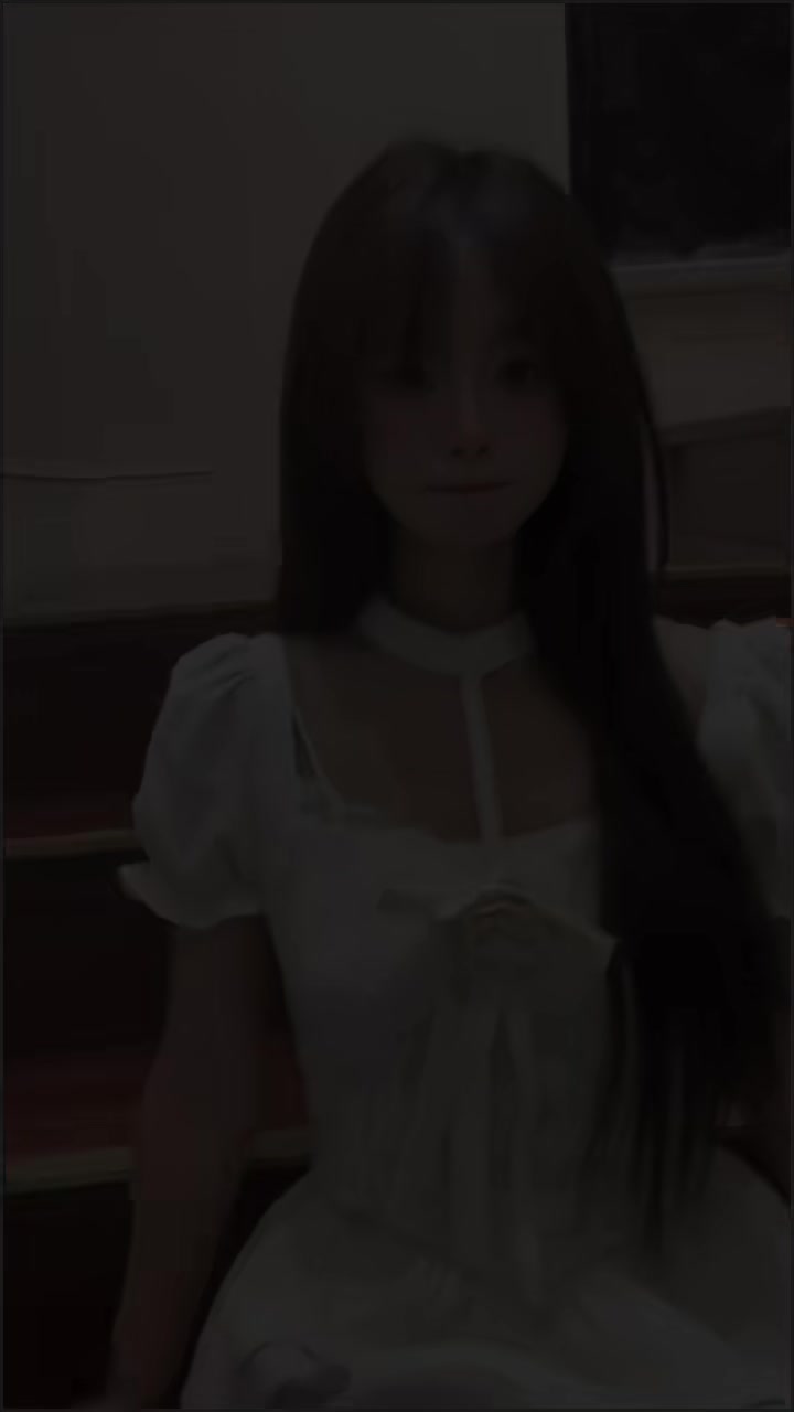 预祝安静公主11月18生日快乐[蛋糕][烟花