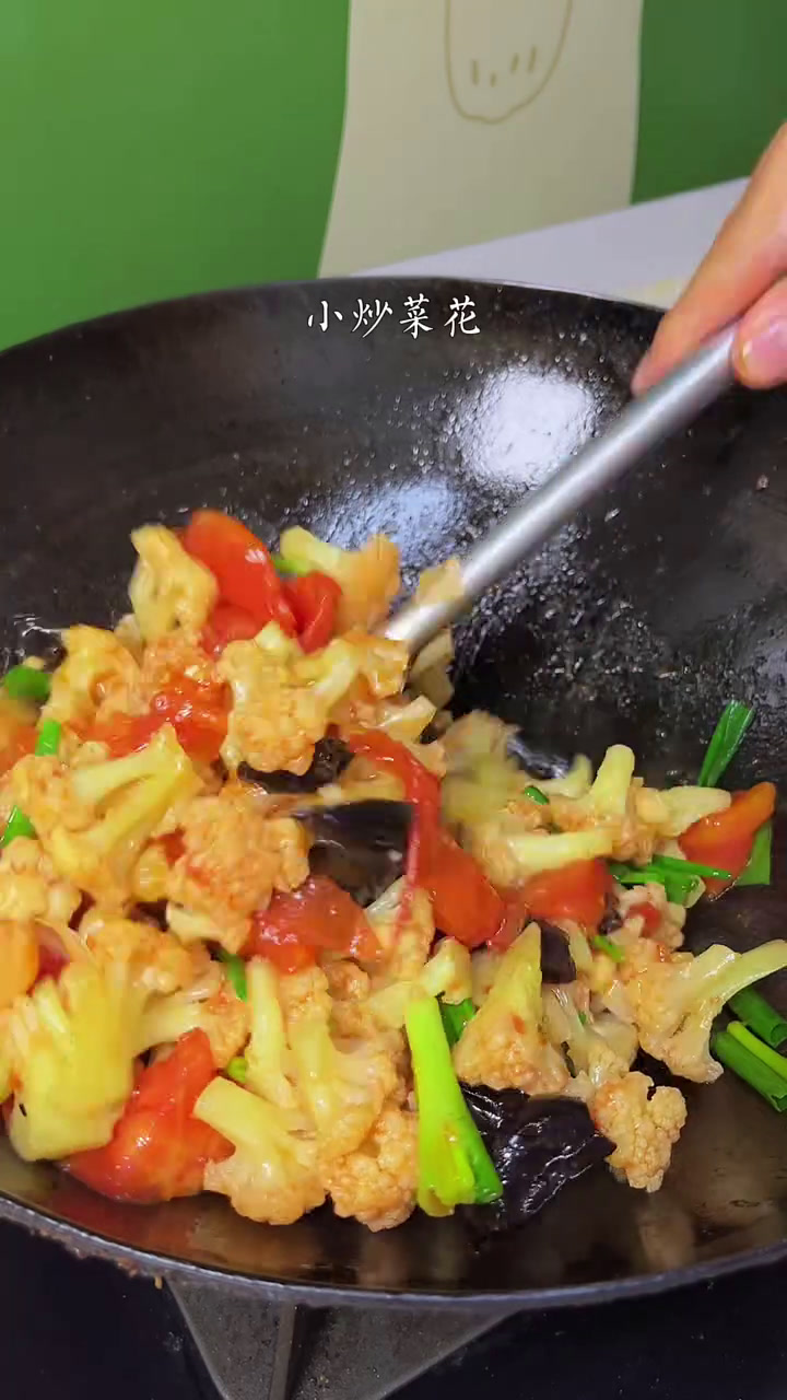 炒菜花的家常做法,简单省事又好吃