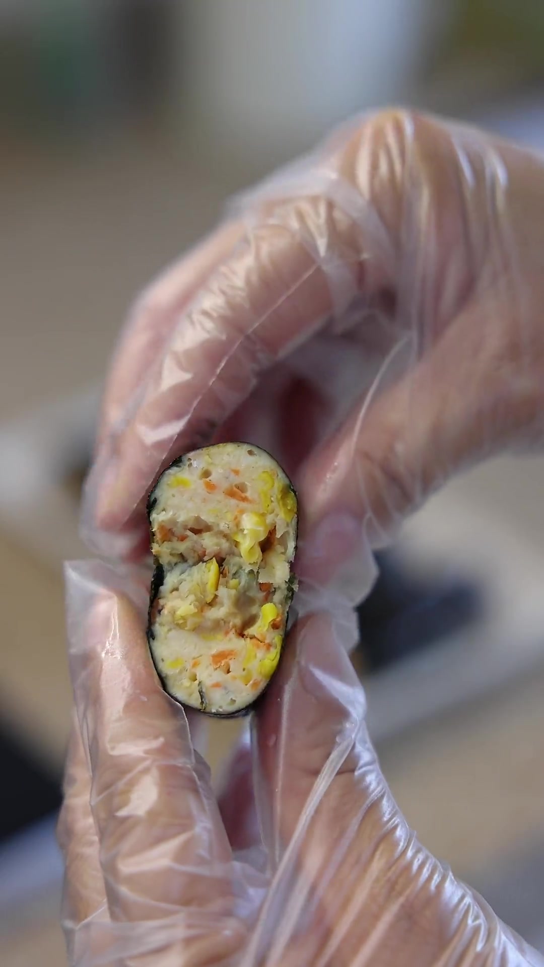 早上好～今天做了芝士包子～鸡肉海苔卷～白菜豆腐汤～开启元气满满的一天～早餐大人小孩都爱吃记