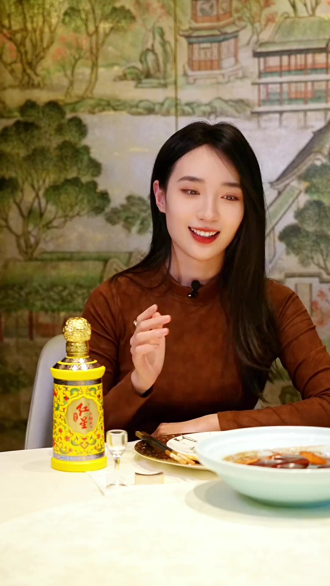 正院大宅门春意盎然,万物复苏。正是踏春的好时节,当然也少不了充满仪式感的美食与美酒～北京美