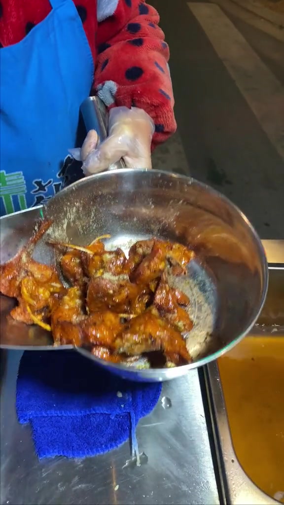 来点夜宵叭夜宵鸡锁骨金陵疯味