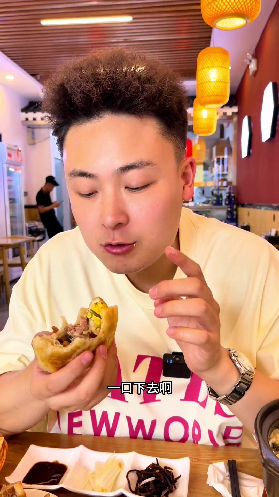 大同也可以吃到李连贵熏肉大饼啦,这种吃法真有意思大同美食大同哎呀妈呀太香了