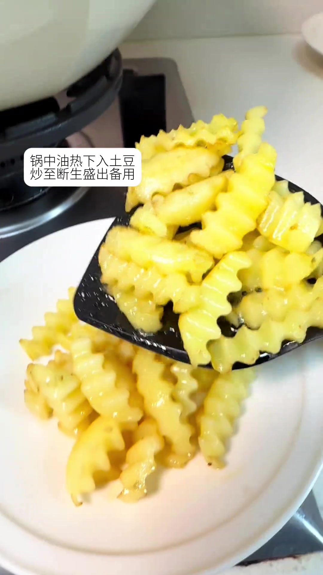 干锅大闸蟹香辣蟹大闸蟹太香了好吃到停不下来