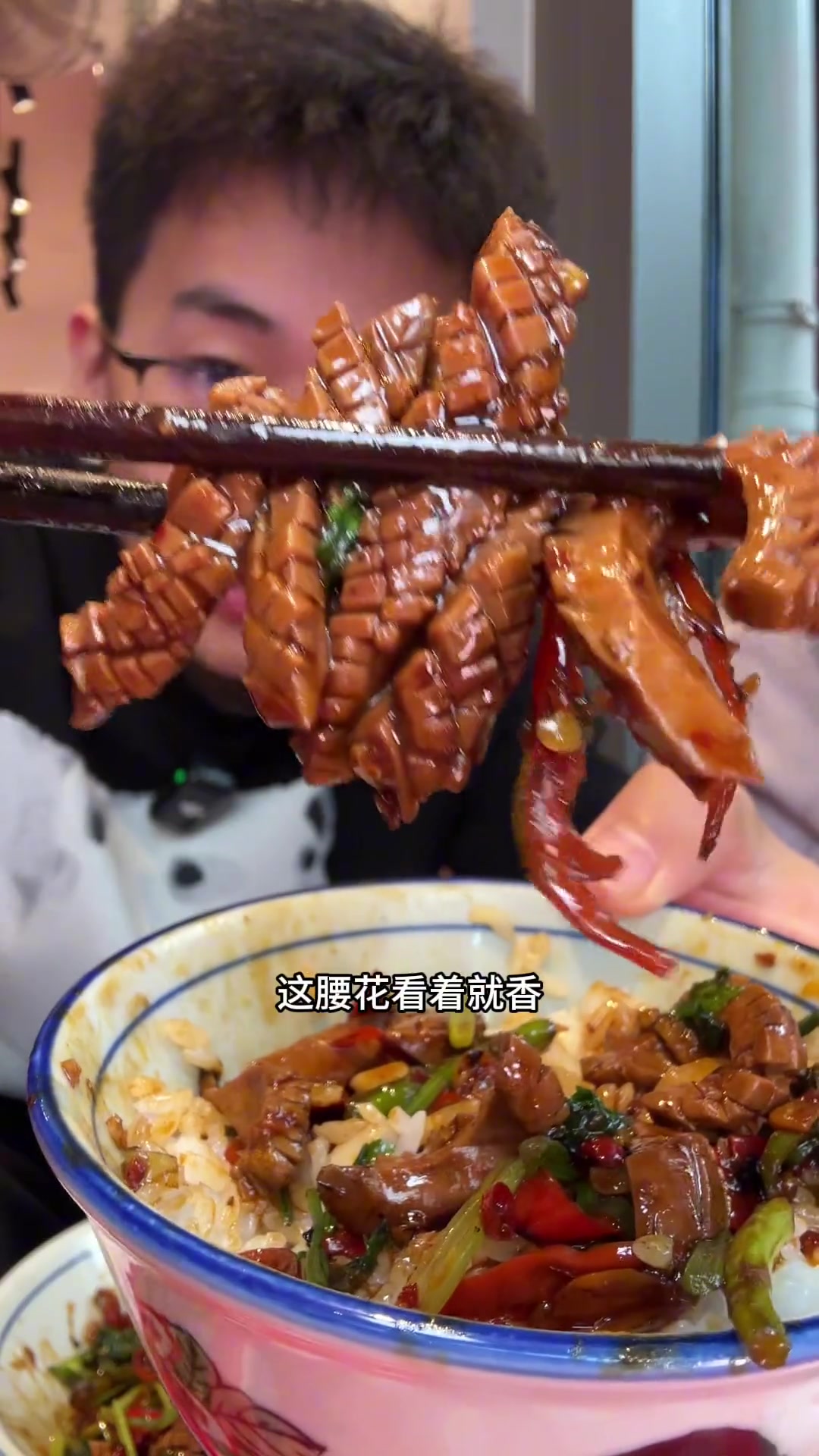 这个黄豆鸡脚太香了,狂下三碗饭!杭州美食人间烟火杭州川菜荆九爷爆炒桥头三嫩杭州