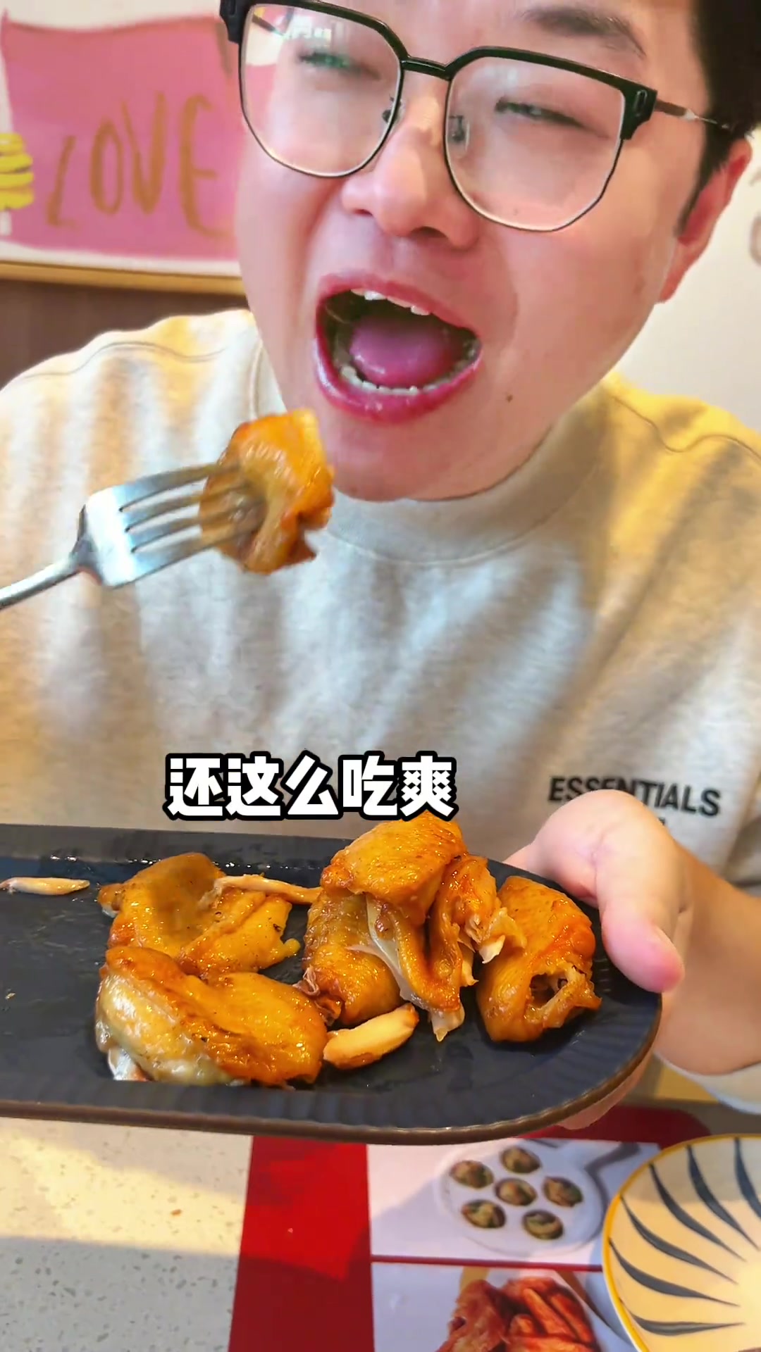 大战必胜客圣诞自助,一年吃一次,一次管一年美食vlog放纵餐自助餐必胜客测评