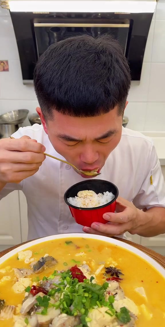 明太鱼炖豆腐明太鱼炖豆腐