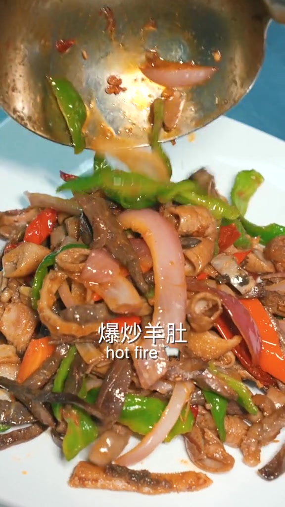 吃过西北人做的羊杂汤才懂什么叫实在,一碗25元但半碗都是料!各省过冬吃什么新疆新疆美食省饭