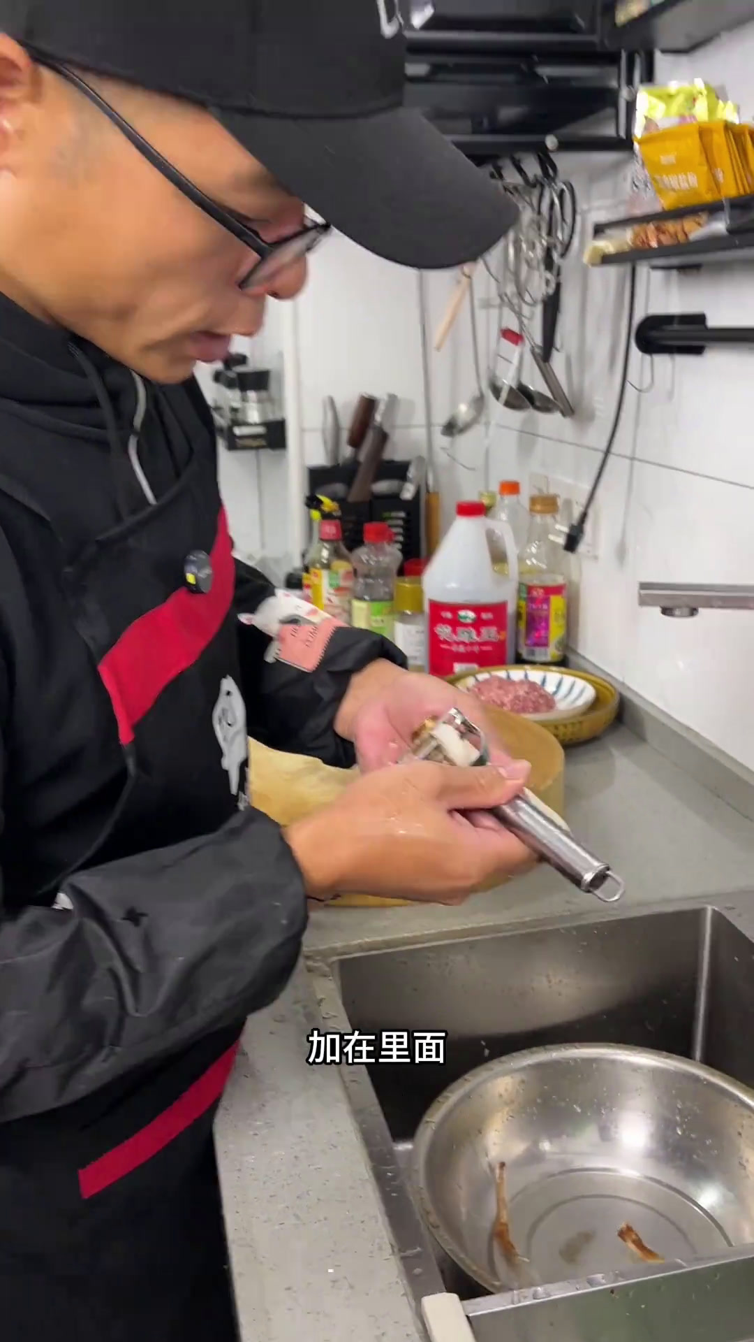 年夜饭倒计时55天年夜饭第十二道菜,黄金蛋肉卷,寓意花开富贵,吉祥如意做菜我是认真的努力做