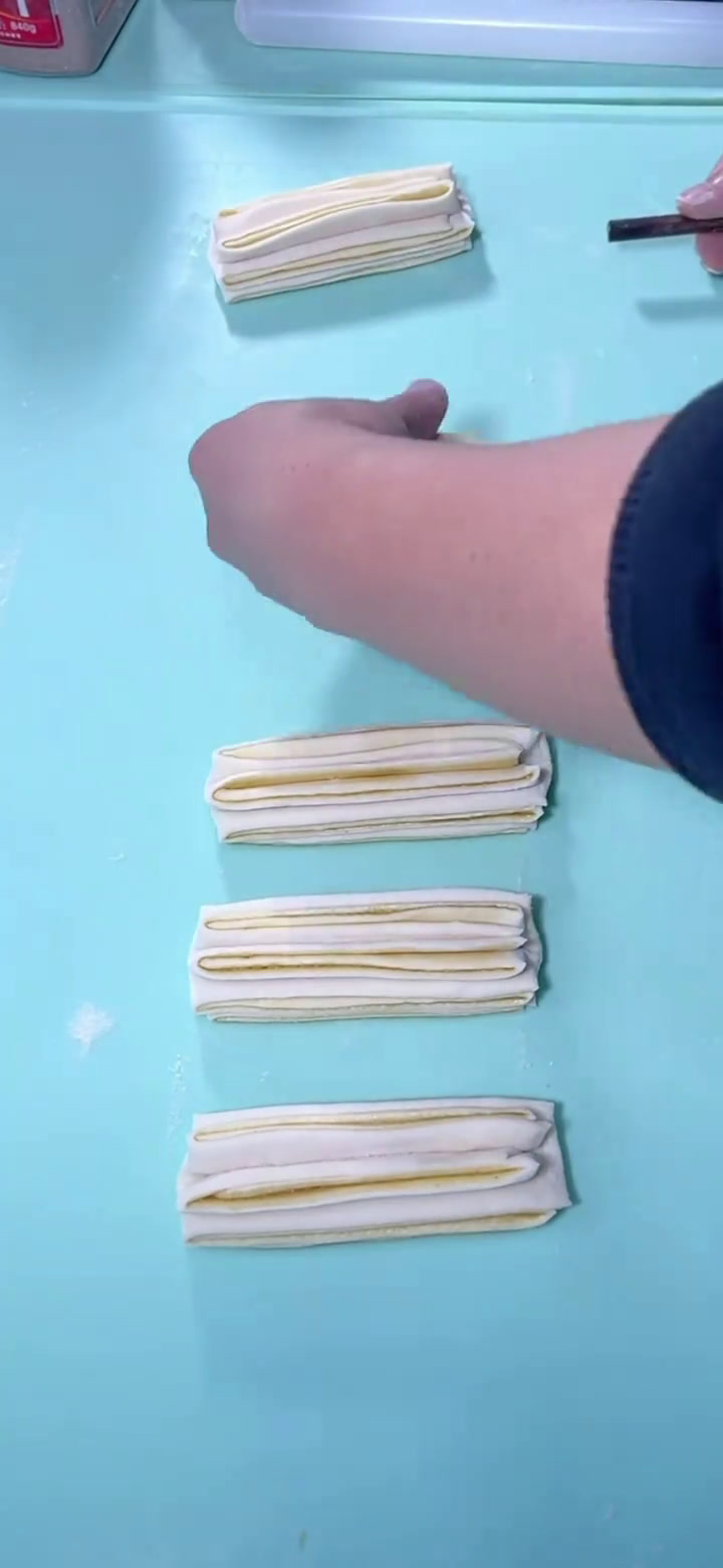 面食教程分享花式面点灯笼花卷详细教程