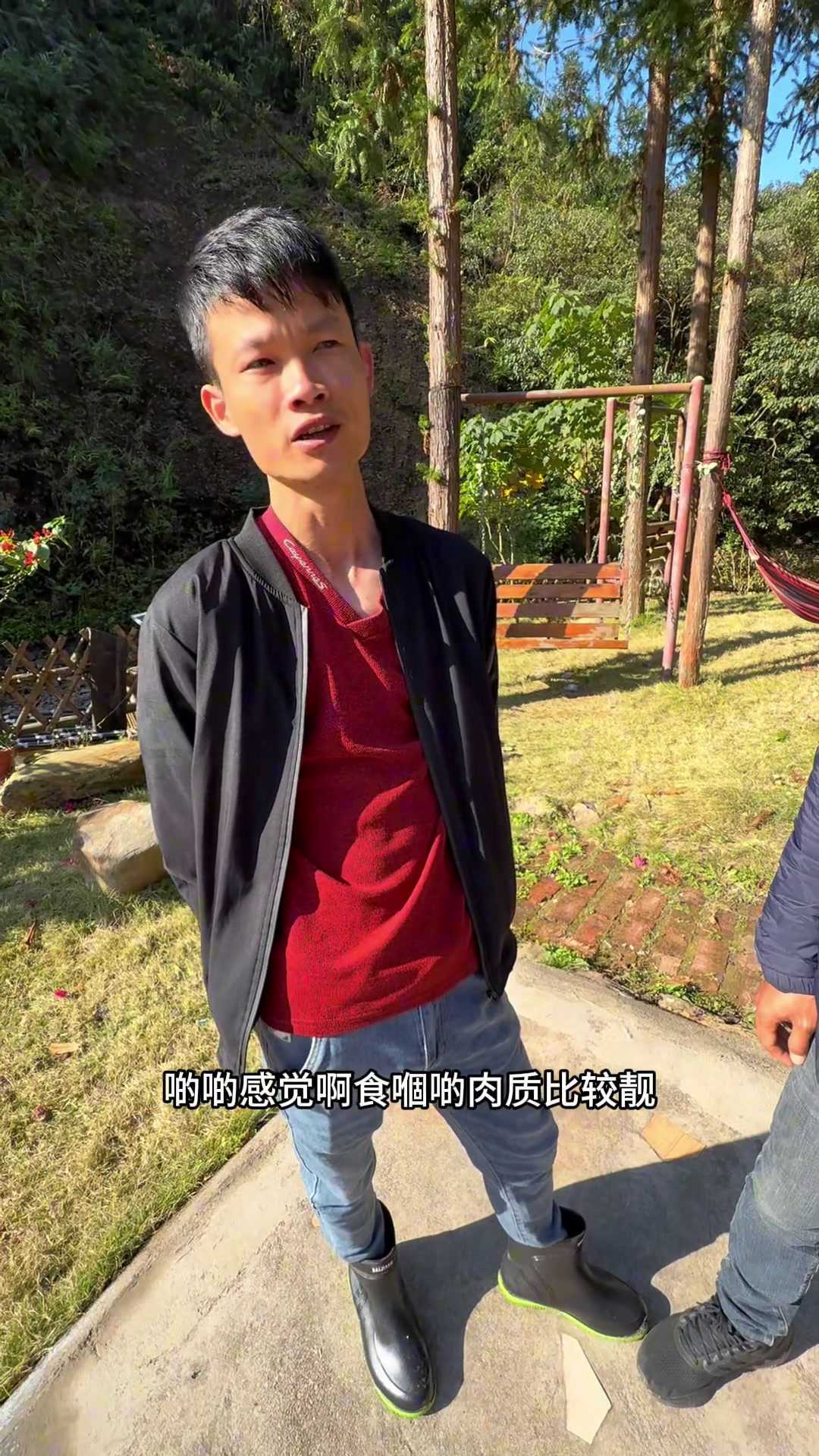 清远笔架山山顶的本地味道清远笔架山山顶的本地味道,清远的一味清甜,清远的河鲜我地大部分都食