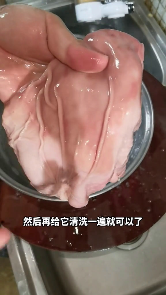 天气转凉了,多喝点汤,暖心又暖胃!猪肚胡椒咸菜汤省饭课代表