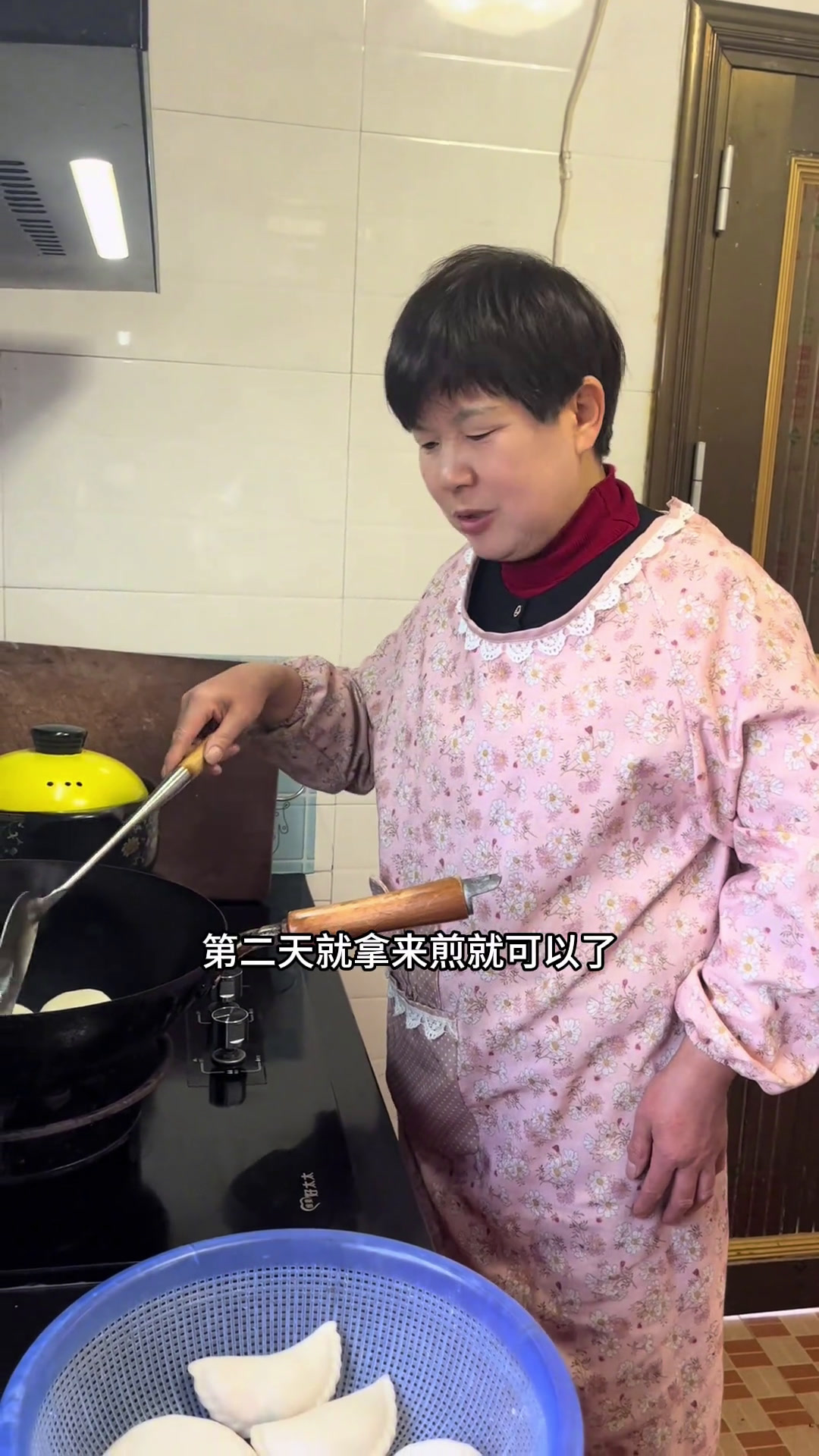 开始做衢州小吃了,忙碌起来啦!衢州美食妈呀太香了美食vlog地方特色美食