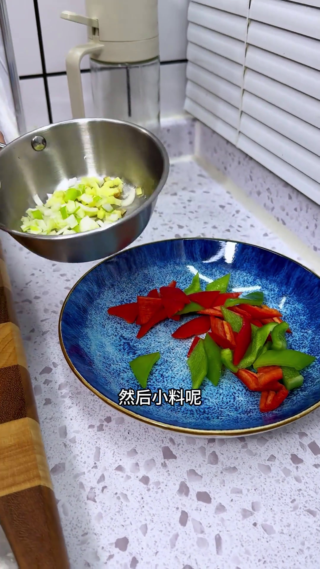 大虾的神仙吃法,一定要试试溜虾段,外焦里嫩,老好吃啦。美食教程家常菜虾的花式吃法舌尖上的