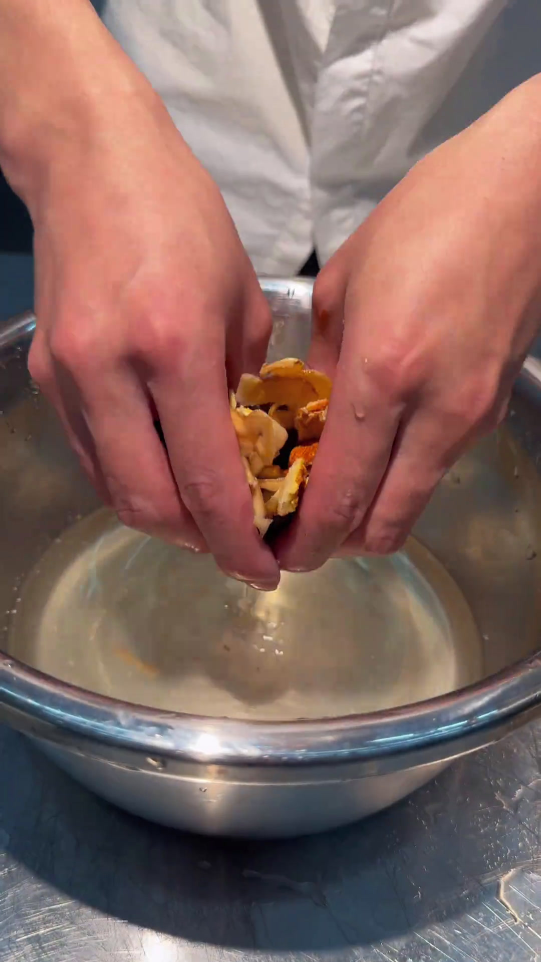 这样的天气确定不来一锅?暖冬护心肉腩煲详细教程来啦,暖冬系列菜品,采用优质牛护心肉腩的部位