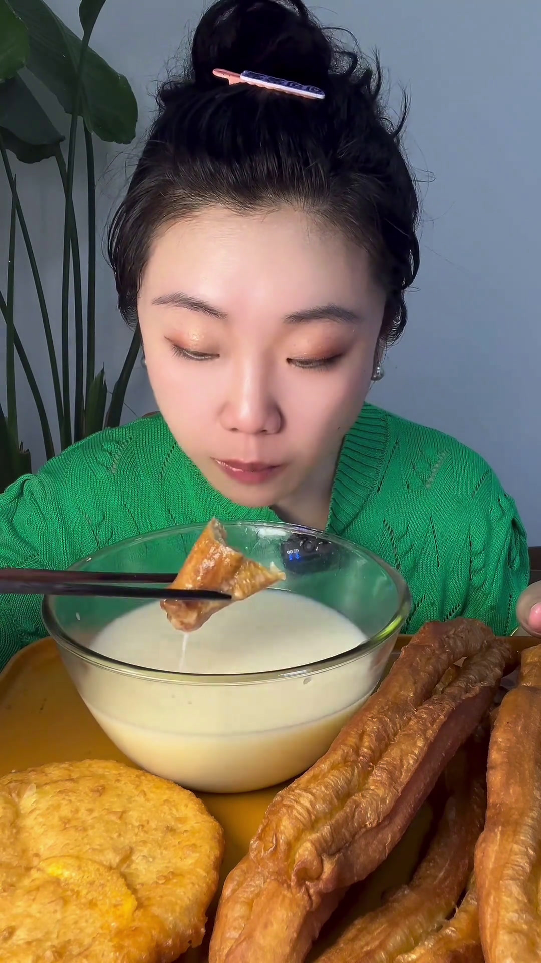 早餐打卡。谁懂这一口的好吃程度每天都记录我的真实生活日常豆浆油条治愈系美食