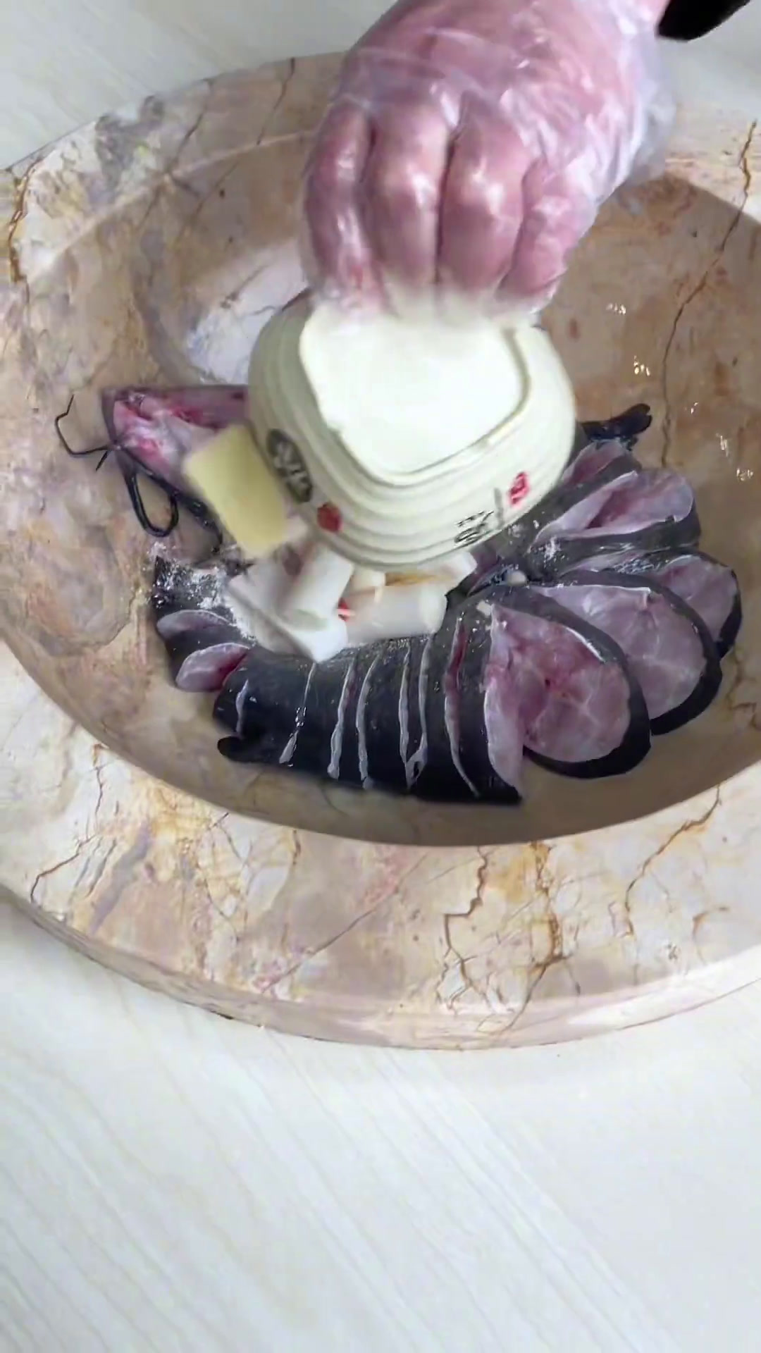 广告,怀柔新晋一家云南蒸汽石锅鱼,高温蒸汽做熟的鱼,不一样的汤鲜味美!美食官蒸汽石锅鱼鱼火