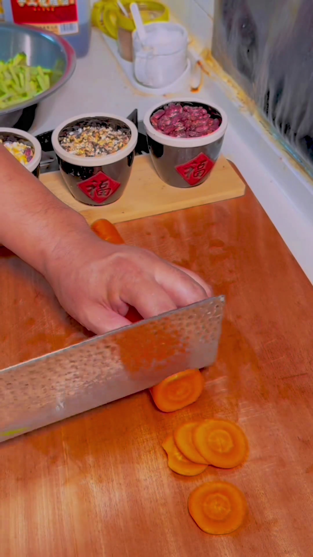 叉烧晶鱼鱼罐头怎么做鱼罐头做法