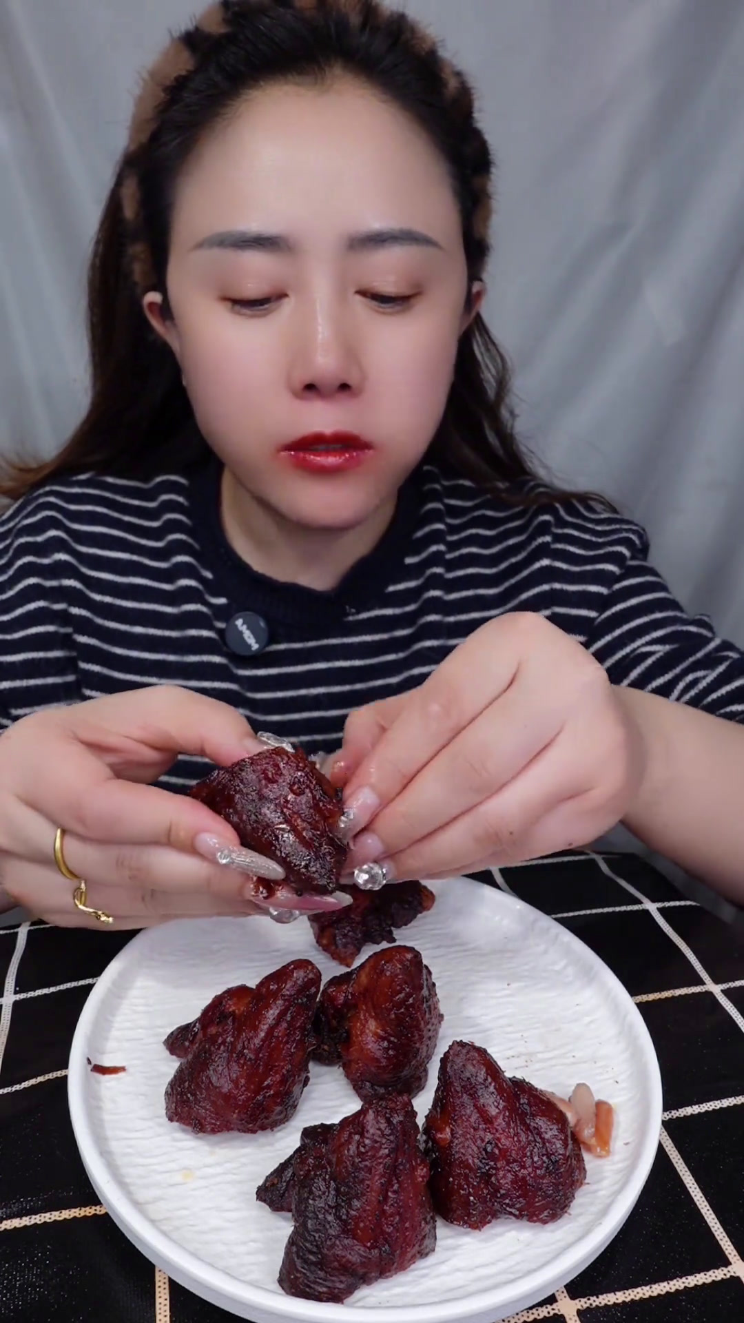 鸭屁股鸭屁股来啦鸭屁股扒鸭屁股鸭屁股女王这一口简直香迷糊了鸭屁股测评