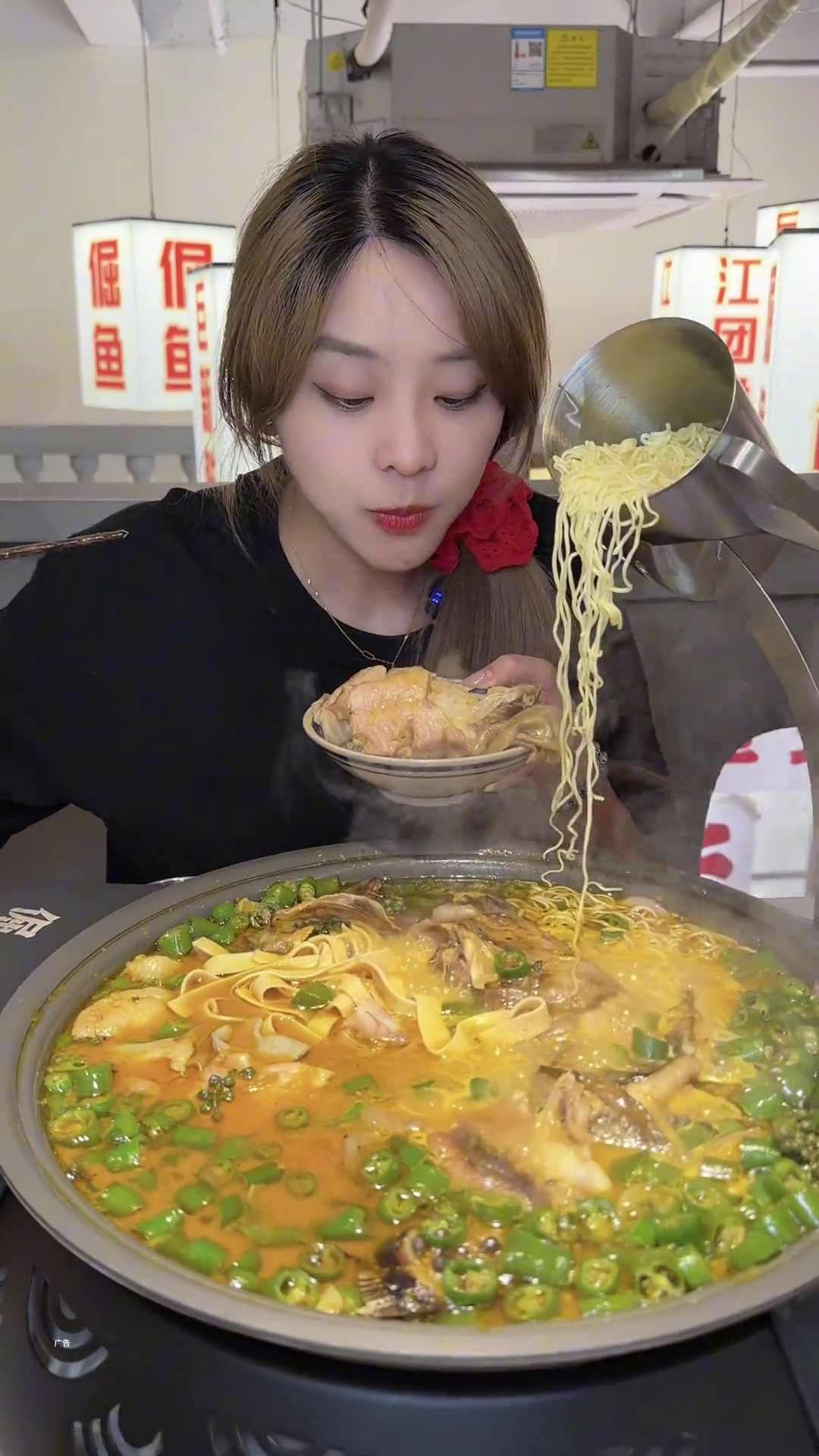 带你们98吃江团鱼烤鱼!美食官春日好食光福州打卡吃鱼