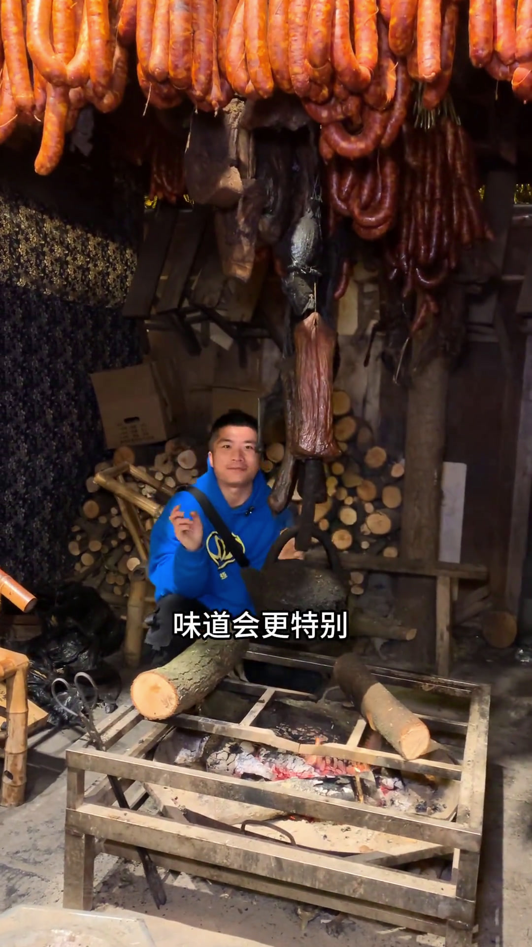 青城山一定要来的鳖有洞天真的太美了,不仅有精彩的表演,还能一站式吃到各地特色美食,赶紧下手