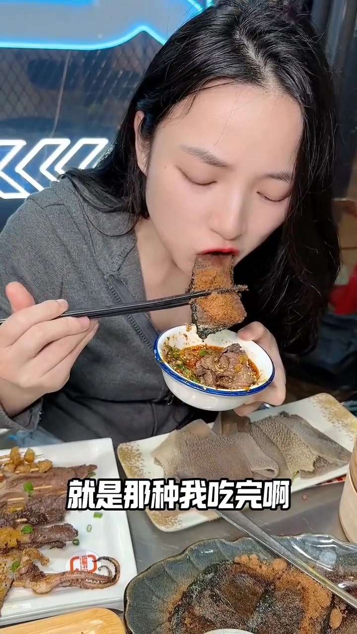 贵州黄牛肉是真香啊牛肉火锅黄牛肉火锅同城美食美食