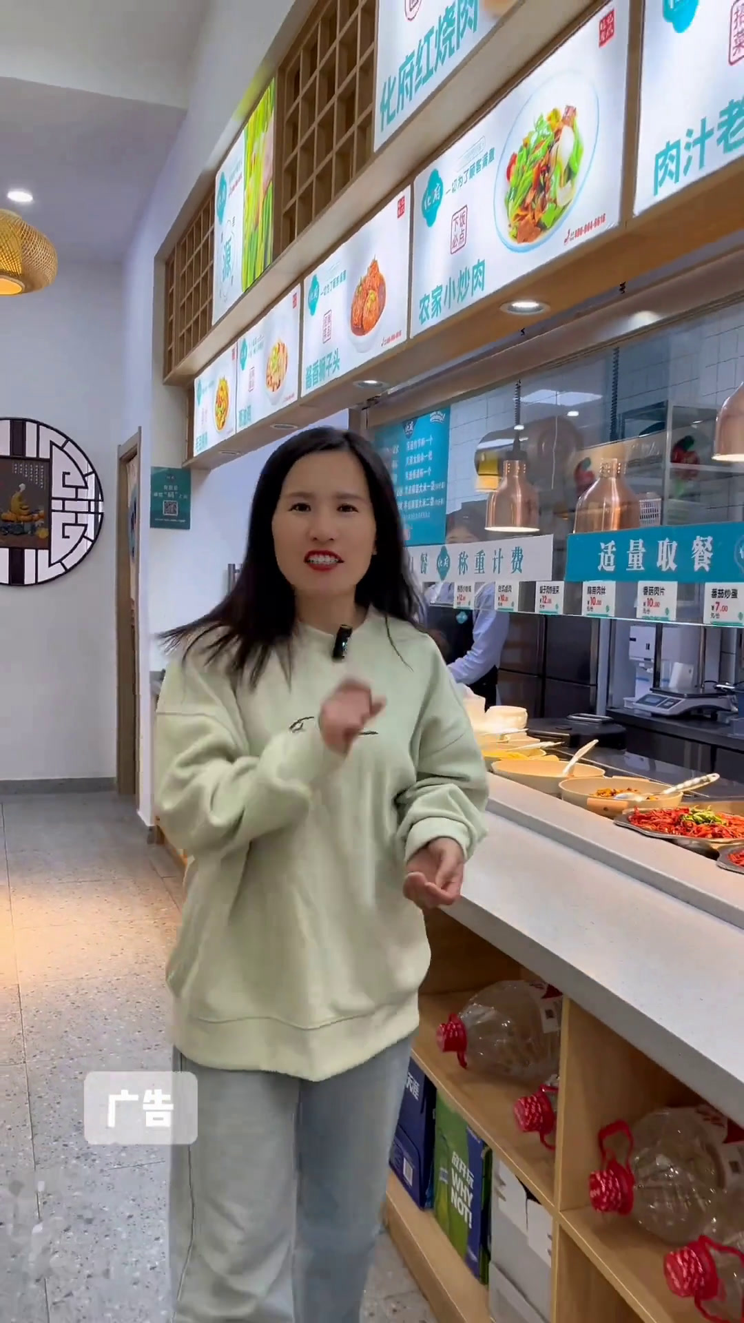 6斤龙虾才59.88,就在振阳街的化府小碗菜,10斤的小龙虾才99.88吃龙虾的季节好吃不