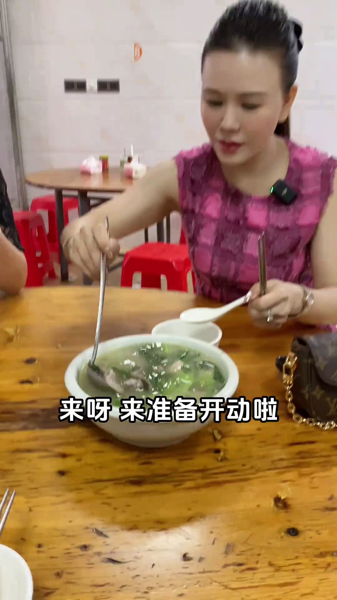 这两天受台风影响,没出门找吃的,中午刚好天气不错,就跑过来梅林吃特色菜粿啦潮汕普宁梅林美食