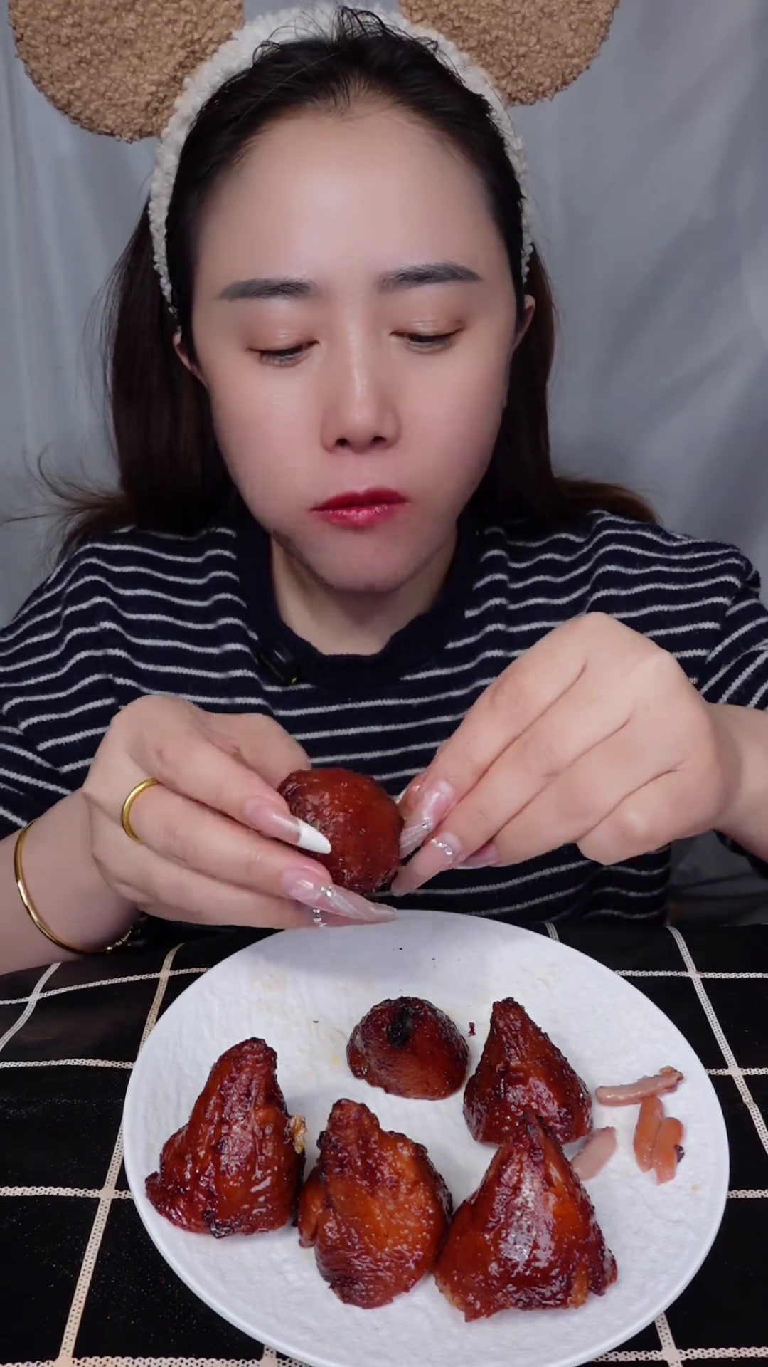 鸭屁股来啦鸭屁股扒鸭屁股鸭屁股测评鸭屁股好吃吗鸭屁股侠