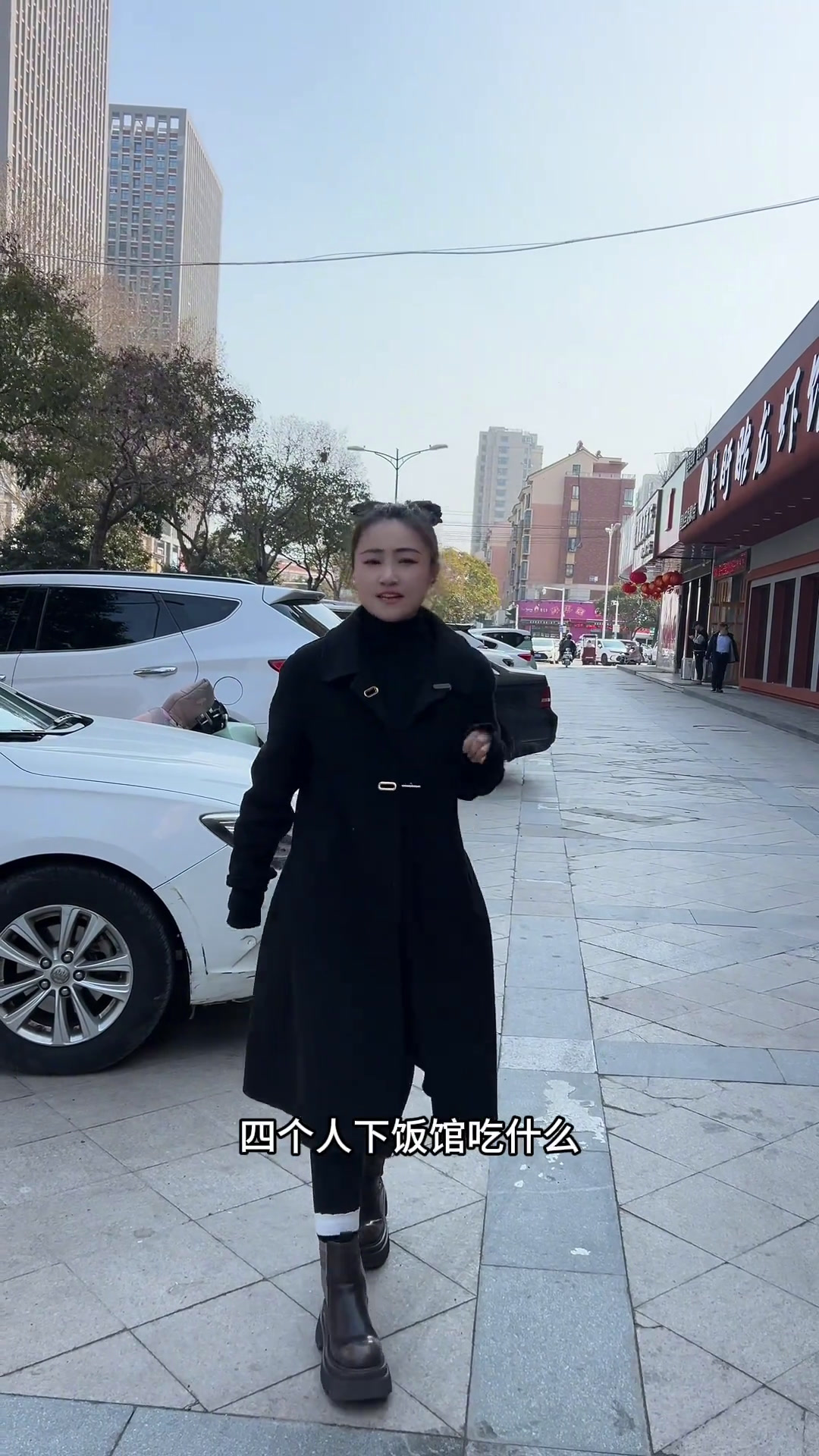四个人下饭馆吃饱又能吃好,还不过百,就来鹅小煲吧,下方链接快冲鹅小煲金牌鹅汁捞饭美食减肥路