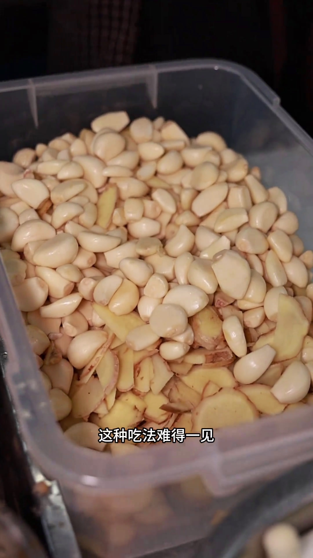 能火十五年的超鸡店,这不得去吃一顿郑州美食老狼中原炒鸡老狼大盘鸡省饭课代表人间烟火