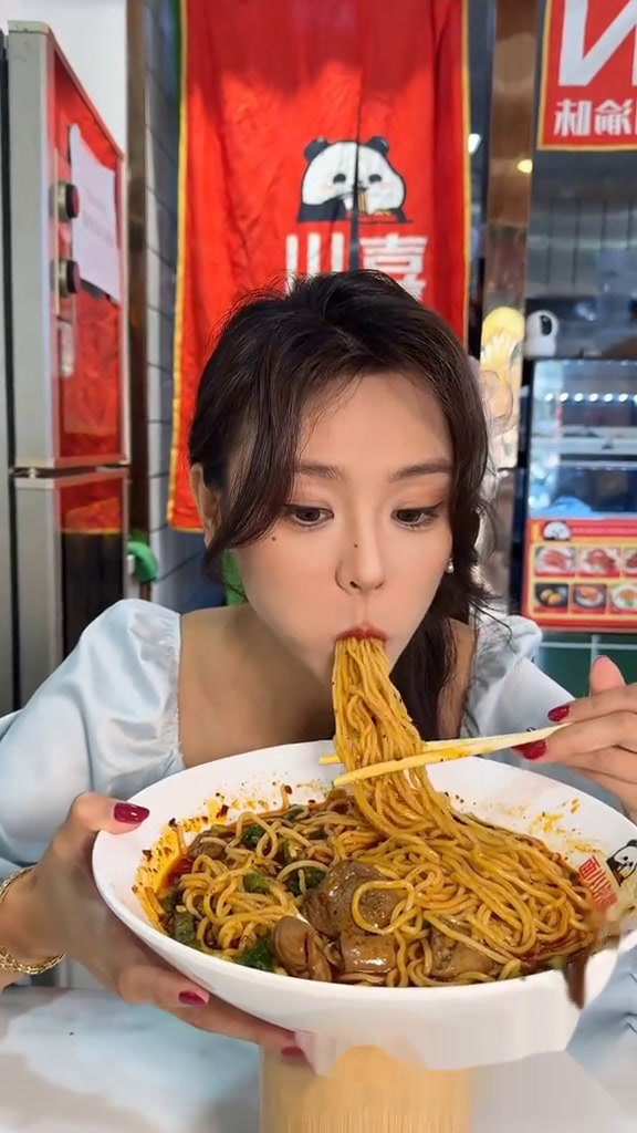 美食官小面特色面食川渝小面