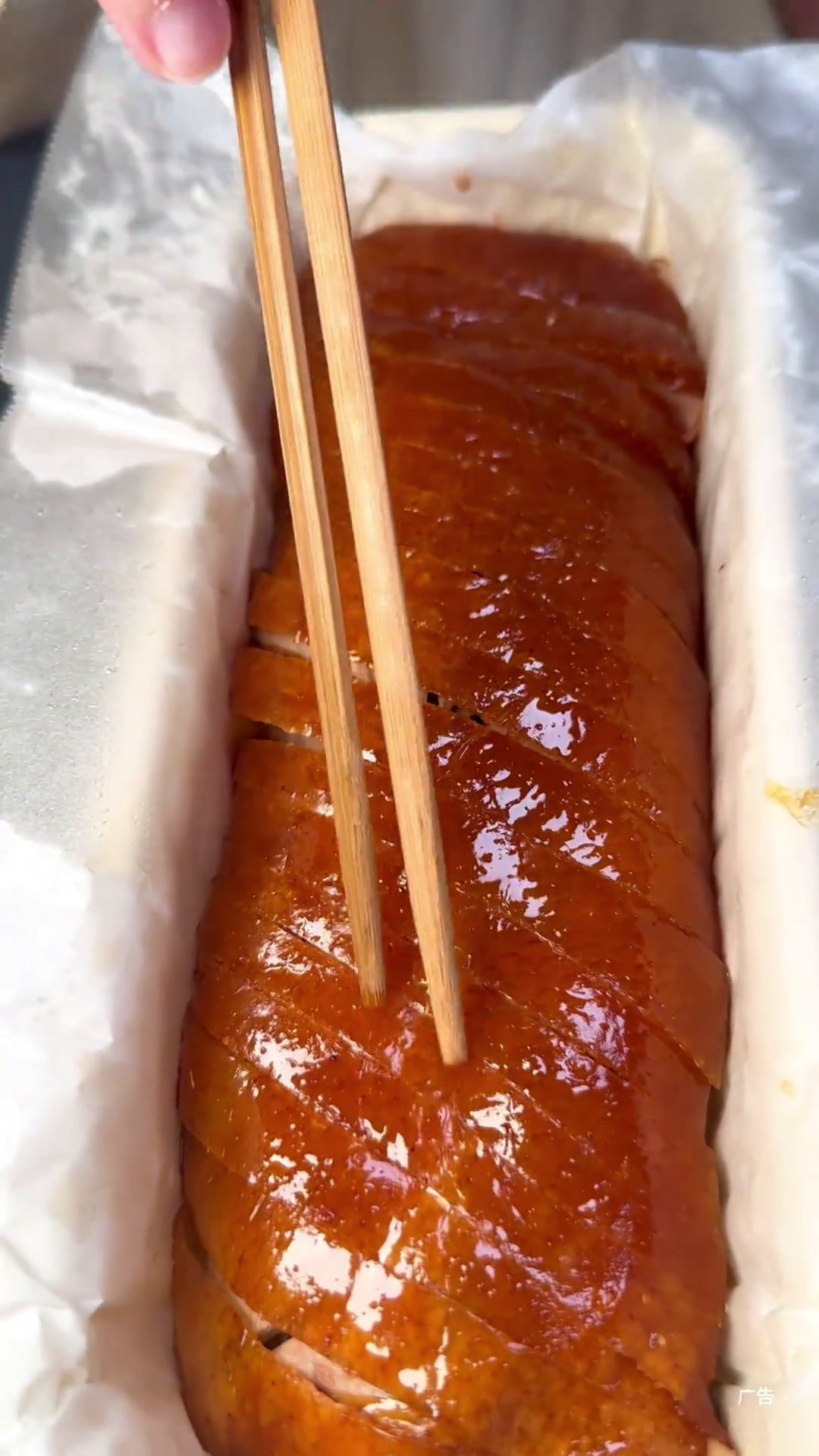 地道北京烤鸭外卖,烤鸭皮蘸白糖,一鸭3吃烤鸭北京烤鸭外卖脆皮烤鸭美食官