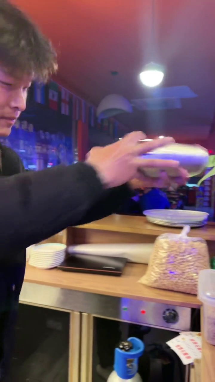 调酒师那就来一杯“日出”吧～现调鸡尾酒微醺时刻故事与酒