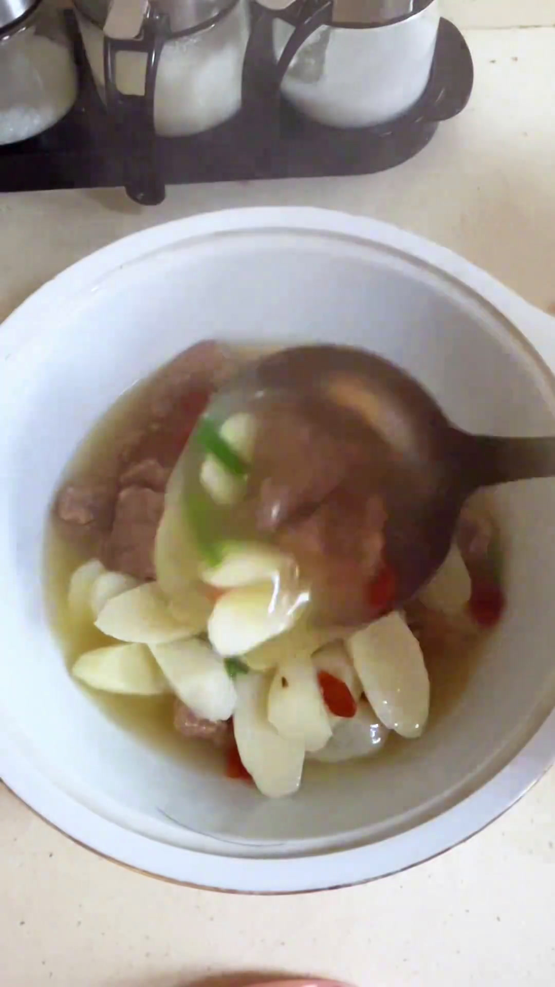 家里儿媳妇做月子午餐来一份山药滑牛肉,你的儿媳肯定喜欢产妇月子餐食谱月子餐婆婆做的月子餐月