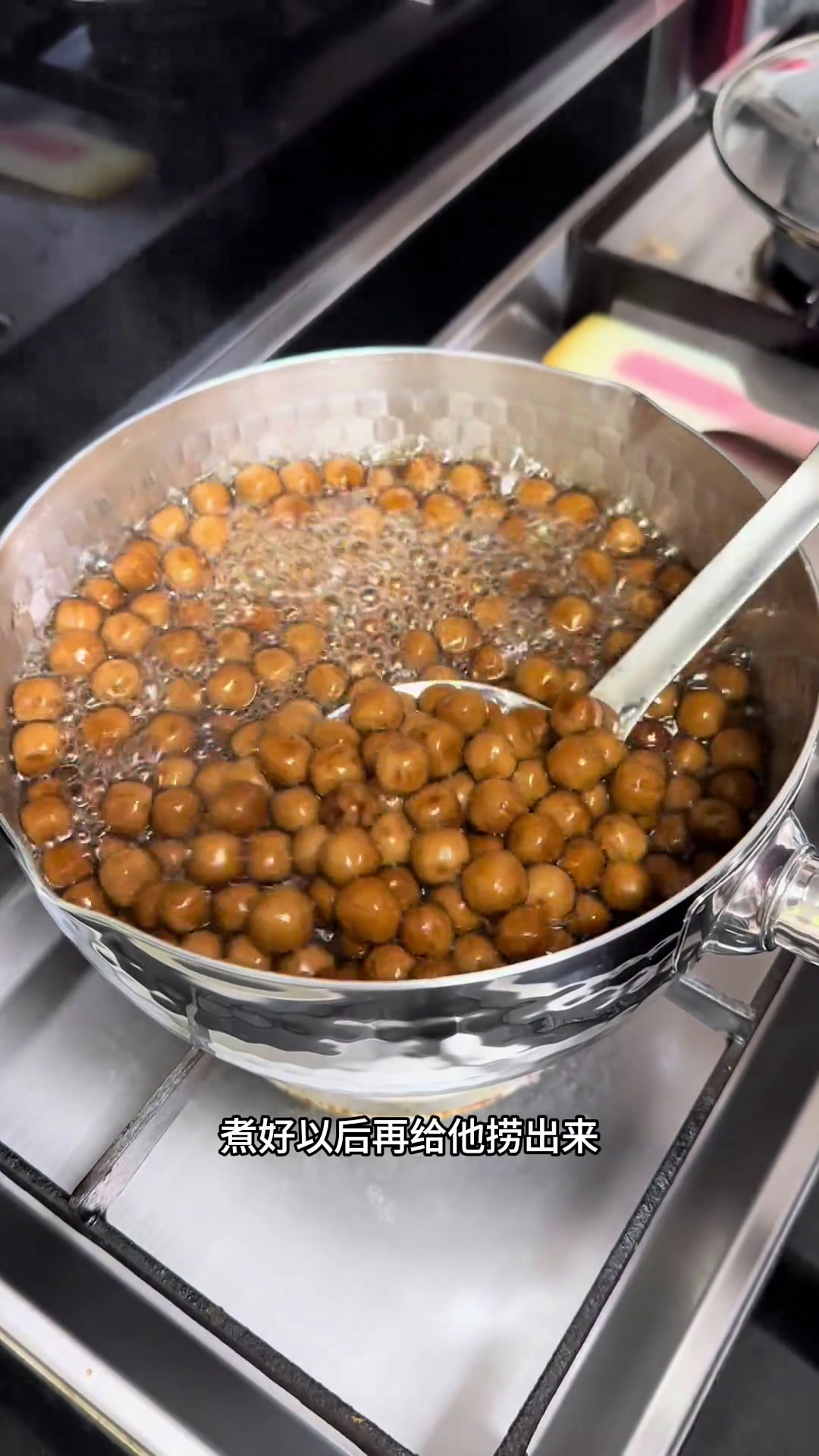 孩子说想喝珍珠奶茶,点外卖喝多了我也不放心,自己在家做不仅好喝做法还特别简单!我的厨房日记