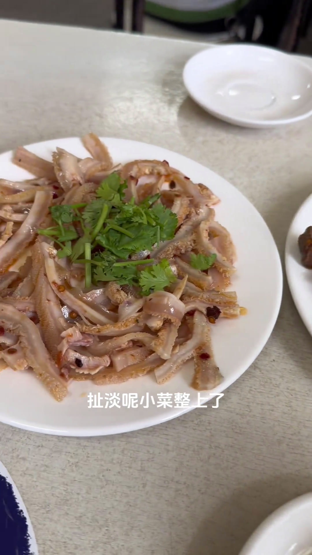 东北人的饺子节反正我家是不管啥节气,节日,都吃饺子,哈哈,王孝存的饺子是真的非常猛美食官同