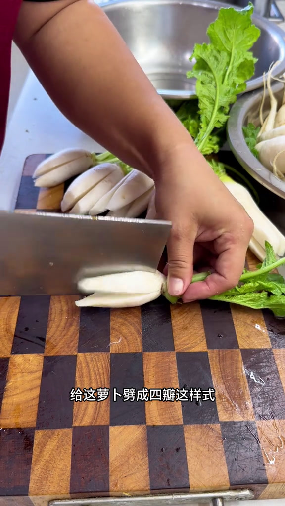 腌菜上瘾了,趁着菜便宜多腌点晒美食是对平凡生活的热爱腌咸菜自用分享辣白菜自制咸菜