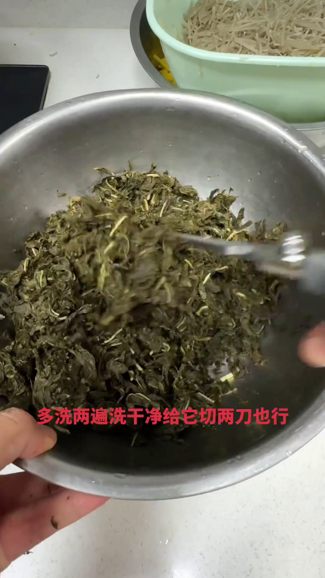 这锅芝麻叶嫩南瓜包子,只有河南人才懂它的味道吧,香晕了,撑毁了正阳土话讲解家的味道