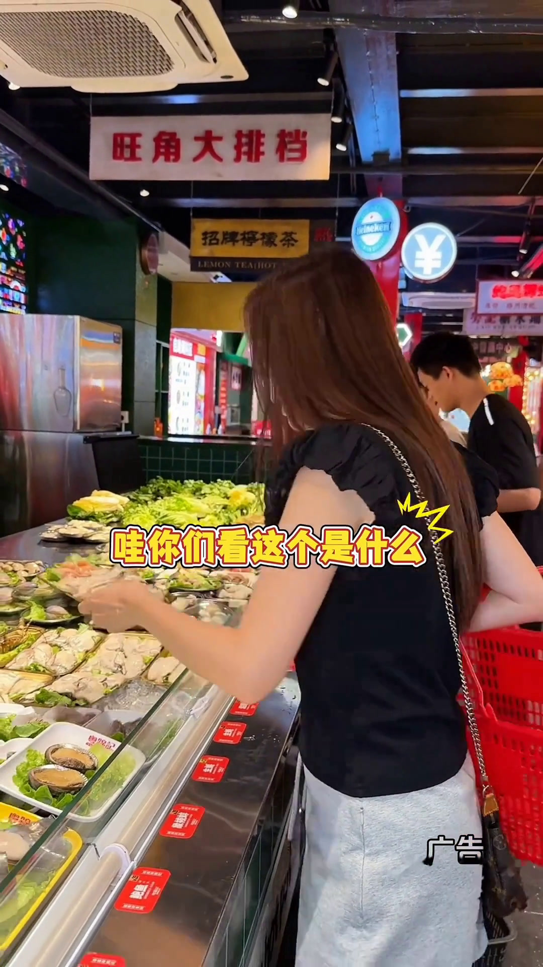 禅城的文华新天地忽然开了一家海鲜粥底火锅-粤锦记,而且菜品有上百种,海鲜都是新鲜的,牛肉也