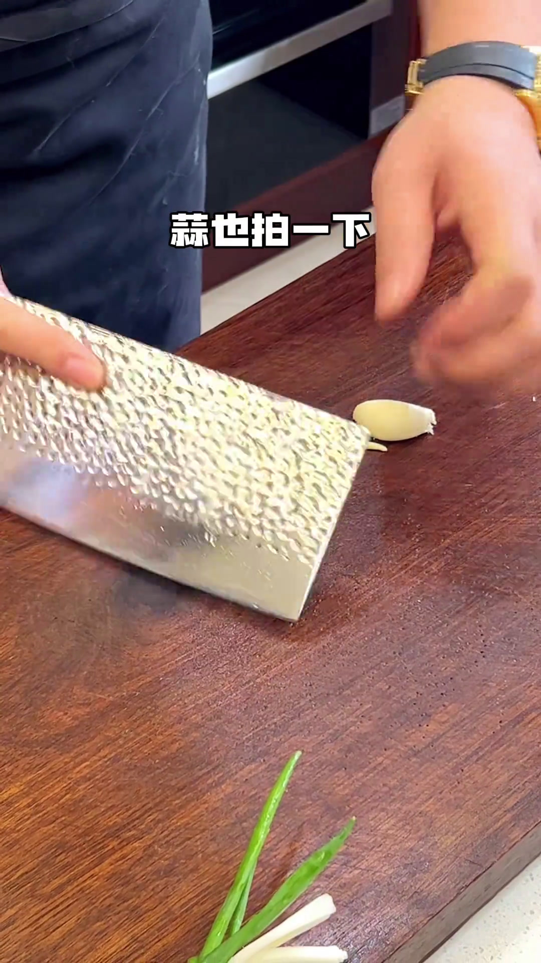 鸭子的吃法有很多种,今天分享一道家庭版的啤酒鸭!家常菜本帮菜爱美食爱生活