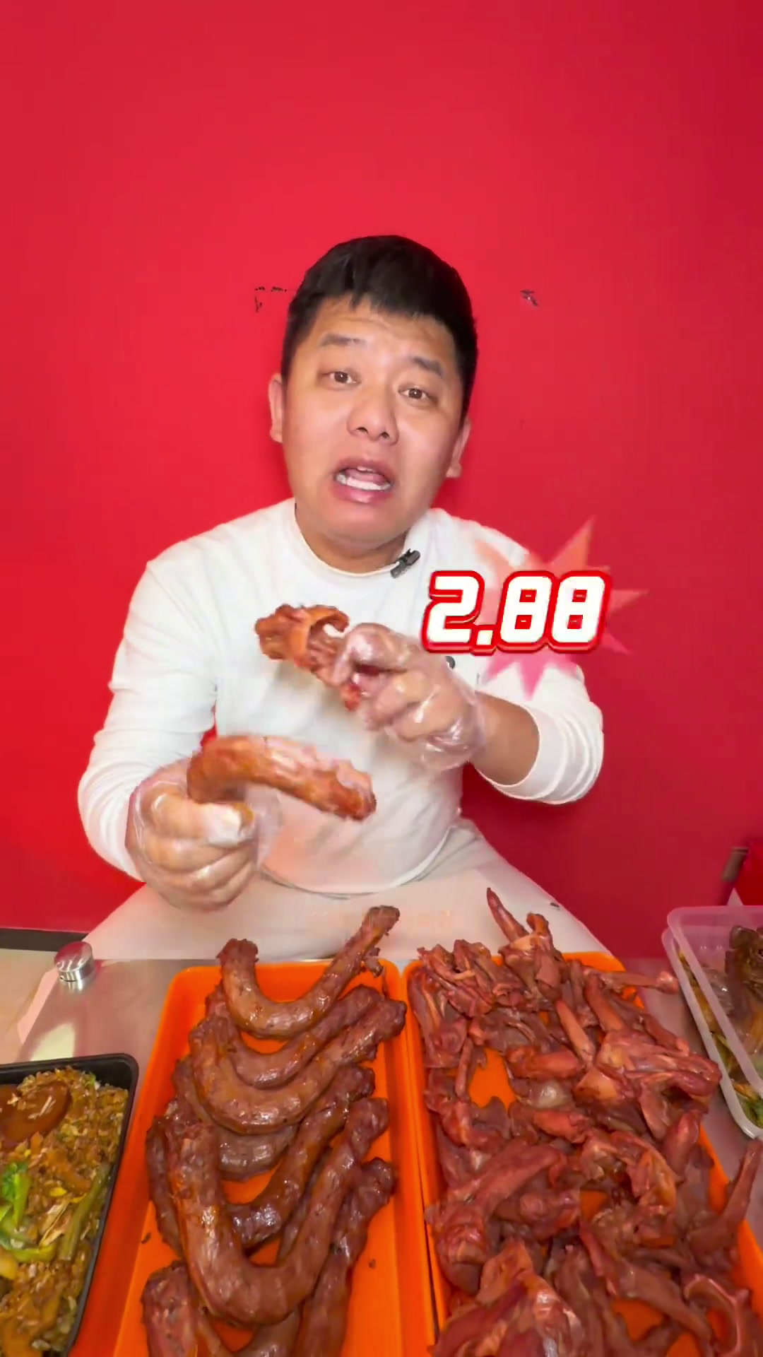 鸭货整起来,晚上喝点绝味鸭脖秘制卤味鸭货熟食现卤现捞