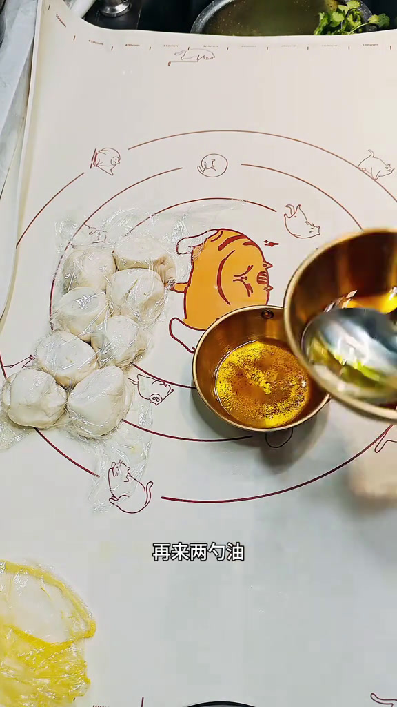 吃的又香又撑又开心记录真实生活日常vlog自制手抓饼自制酸辣粉真香啊