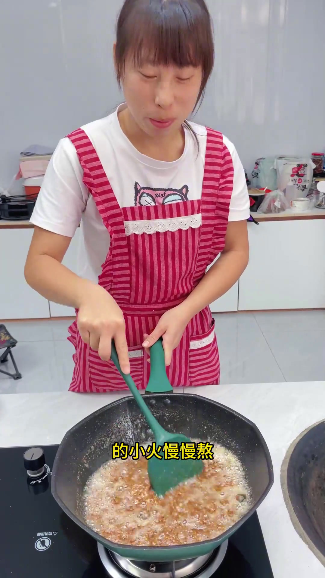 孩子想吃酱香饼了,今天给孩子做个酱香饼吃记录真实生活美食酱香饼