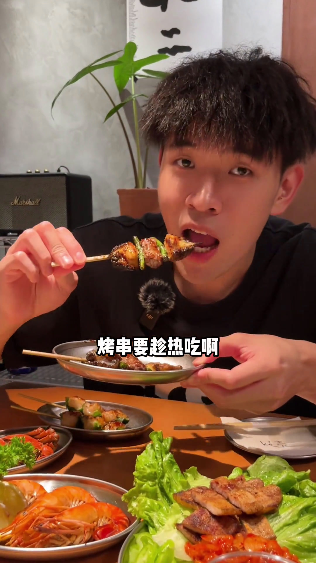 头一次在咖啡店吃烧烤?在烧烤店喝鸡尾酒?福州美食福州烧烤美食vlog夜宵烧烤福州美食